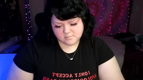 Snapshot of t0rchfairy710 chatting on January 23, 2:23 am Goddess Flame online show from January 23, 2:23 am