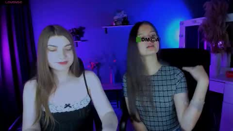 Snapshot of talia_seduce chatting on September 15, 1:01 pm talia_seduce online show from September 15, 1:01 pm