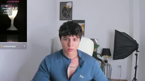 thomas online show from February 19, 12:03 am