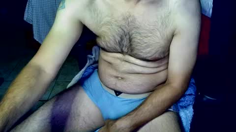 Snapshot of talltannhandsome chatting on September 21, 12:31 pm talltannhandsome online show from September 21, 12:31 pm