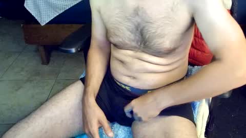 Snapshot of talltannhandsome chatting on September 19, 12:09 pm talltannhandsome online show from September 19, 12:09 pm