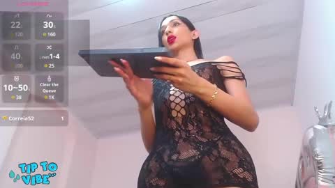 Snapshot of tamarafoxy_ chatting on December 8, 10:52 am Tamara online show from December 8, 10:52 am