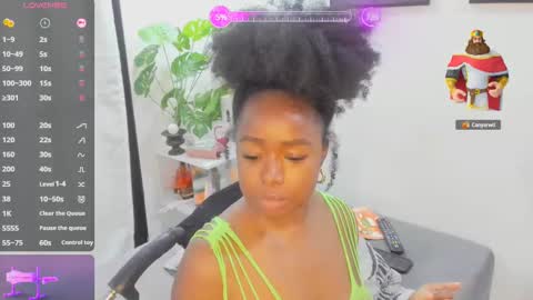 Snapshot of tanishaaevans chatting on February 18, 6:48 am Tanisha online show from February 18, 6:48 am