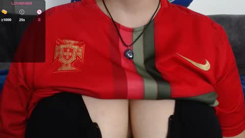 tarrant_ online show from February 10, 11:13 pm