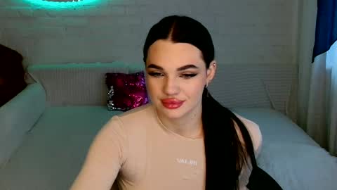 Snapshot of tasty_babyy chatting on February 10, 12:29 pm tasty_babyy online show from February 10, 12:29 pm