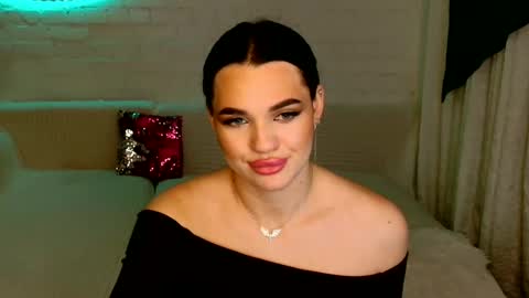 Snapshot of tasty_babyy chatting on December 12, 6:53 pm tasty_babyy online show from December 12, 6:53 pm