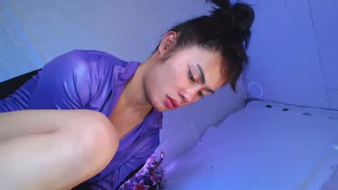 Vannesa online show from March 3, 5:20 am