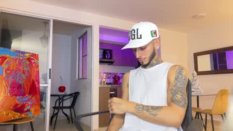 Snapshot of tattoguys_cums chatting on December 3, 8:44 am Jonathan Juan online show from December 3, 8:44 am