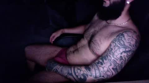 tattooedandbearded22 online show from September 20, 5:43 am