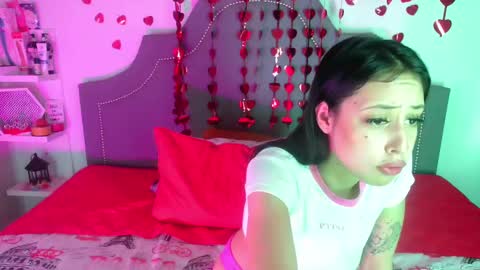 Snapshot of taylor_dolll chatting on March 4, 10:02 am Taylor 3 online show from March 4, 10:02 am