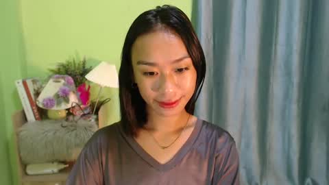 Snapshot of teamo_kiara chatting on December 8, 1:52 am your future wife online show from December 8, 1:52 am