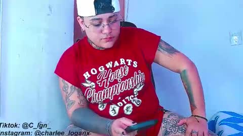 Snapshot of techno_420 chatting on January 18, 1:30 am Charlee He online show from January 18, 1:30 am