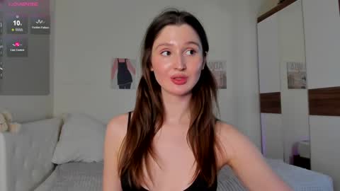 Snapshot of tender_babyy chatting on February 7, 5:51 pm Sexy girl Li online show from February 7, 5:51 pm
