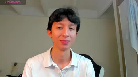 Juanfe  online show from December 3, 1:03 am