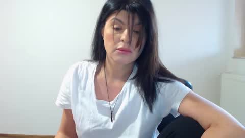 naughty tess online show from February 8, 9:03 am