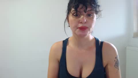 naughty tess online show from December 20, 9:11 am