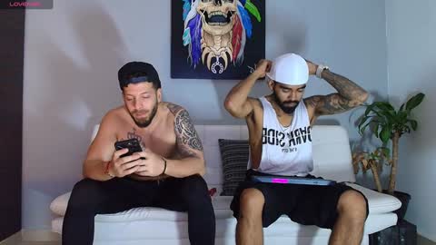 Snapshot of the_golden_boys chatting on December 17, 4:12 am SCOTT THEO KAMERON GENDERSON online show from December 17, 4:12 am