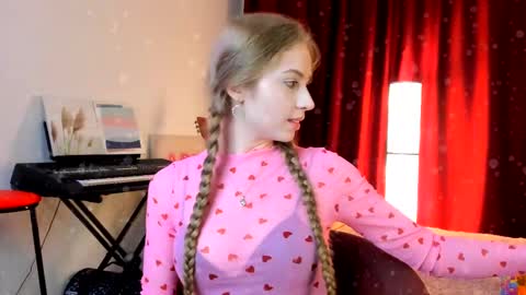 Snapshot of the_steel_magnolia_ chatting on February 14, 7:12 pm Ally STREAMING ON TWITCH NOW Check my Twitter for updates online show from February 14, 7:12 pm