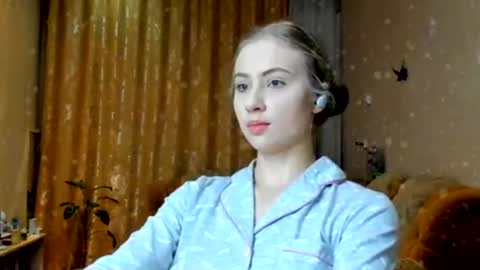 Snapshot of the_steel_magnolia_ chatting on January 5, 4:16 pm Ally STREAMING ON TWITCH NOW Check my Twitter for updates online show from January 5, 4:16 pm