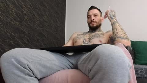John online show from February 7, 8:01 am