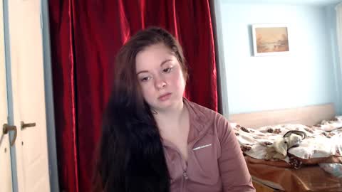 Snapshot of theblackdiamond194588 chatting on March 10, 10:39 am raissa online show from March 10, 10:39 am