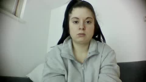 Snapshot of theblackdiamond194588 chatting on December 23, 11:36 am raissa online show from December 23, 11:36 am