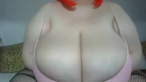 Snapshot of thekinkyangel chatting on December 2, 8:14 am Kinky Angel online show from December 2, 8:14 am