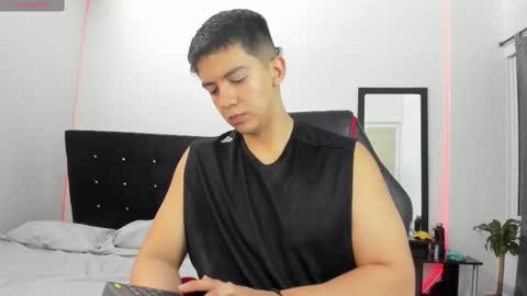theonxxs online show from September 19, 7:17 pm
