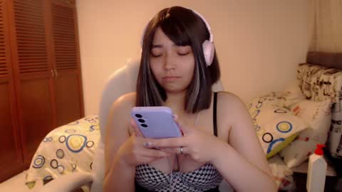 Mai online show from December 4, 2:14 am
