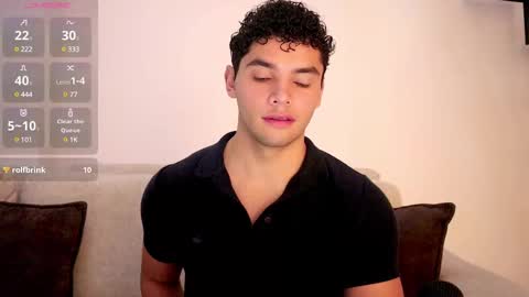 Snapshot of thiago_l chatting on February 25, 3:20 pm Just Thiago online show from February 25, 3:20 pm