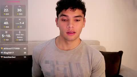 Snapshot of thiago_l chatting on March 6, 6:26 pm Just Thiago online show from March 6, 6:26 pm