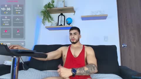 Snapshot of thiagomeneses0 chatting on January 21, 2:11 am THIAGO MENESES online show from January 21, 2:11 am
