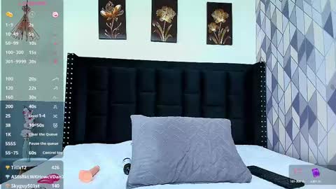 thickeebonyy online show from March 1, 7:37 pm
