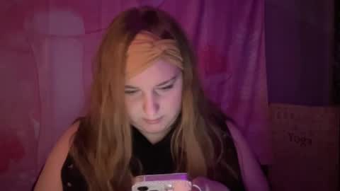 Ariel online show from March 5, 6:23 pm