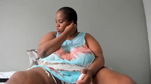 thickleeyanax online show from February 6, 12:26 pm
