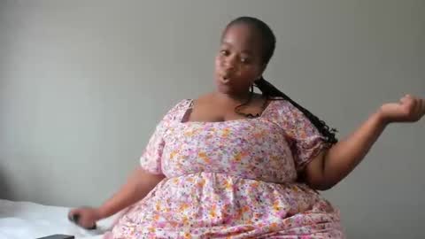 thickleeyanax online show from February 2, 8:34 am