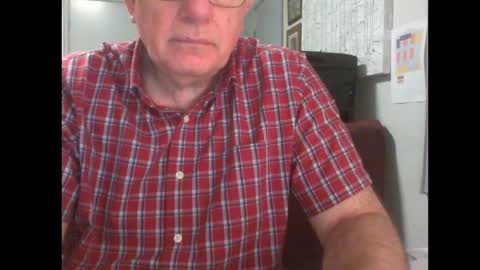 Snapshot of thickmelnik chatting on February 15, 1:16 pm James online show from February 15, 1:16 pm