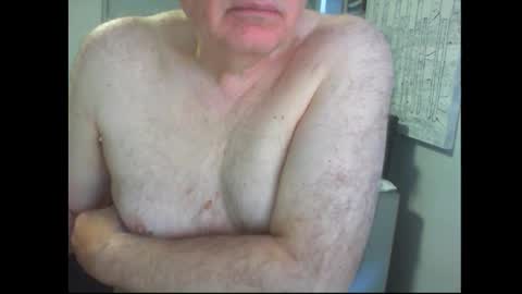 Snapshot of thickmelnik chatting on September 19, 12:26 am James online show from September 19, 12:26 am