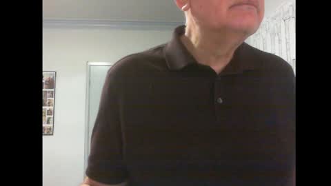 Snapshot of thickmelnik chatting on January 26, 11:18 pm James online show from January 26, 11:18 pm
