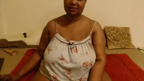 Snapshot of thicksexymellons chatting on September 13, 6:21 pm Pat online show from September 13, 6:21 pm