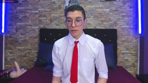 Thomas online show from January 25, 1:30 pm