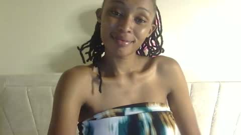 Snapshot of thotiana007 chatting on March 6, 8:48 pm thotiana007 online show from March 6, 8:48 pm