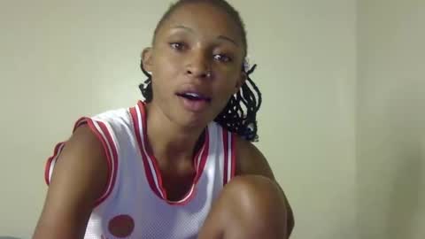 Snapshot of thotiana007 chatting on January 30, 8:11 am thotiana007 online show from January 30, 8:11 am