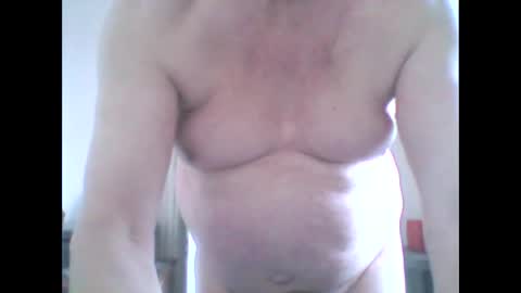 Snapshot of thruster99 chatting on December 2, 1:08 pm thruster99 online show from December 2, 1:08 pm
