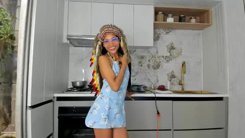 Snapshot of tifanny_eve chatting on February 28, 12:20 pm Dani online show from February 28, 12:20 pm
