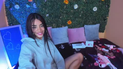 tiffany_sander online show from January 26, 7:21 am