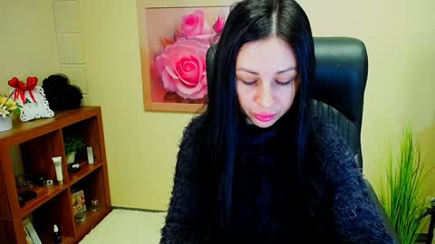 Snapshot of timeparadice chatting on December 16, 10:50 am Luisa online show from December 16, 10:50 am