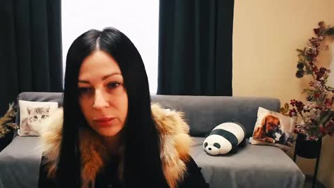 Snapshot of timeparadice chatting on February 25, 8:25 am Luisa online show from February 25, 8:25 am