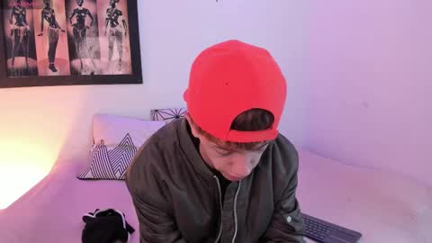 Snapshot of timothy_ross chatting on September 15, 8:10 pm Timothy 21 years old online show from September 15, 8:10 pm