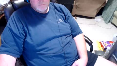 tinyhubba online show from January 10, 7:32 pm